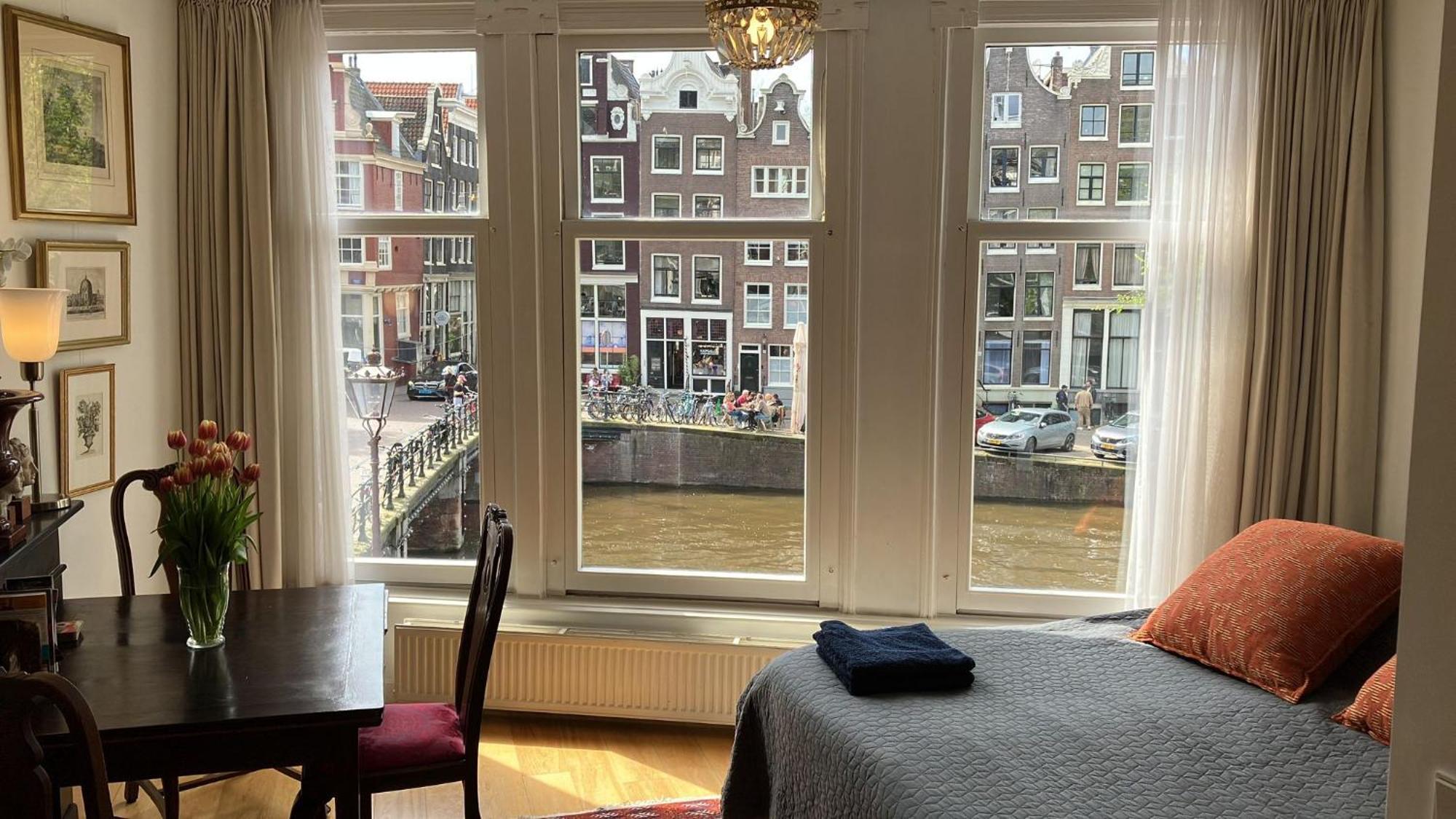 Canal View B&B Ámsterdam Exterior foto